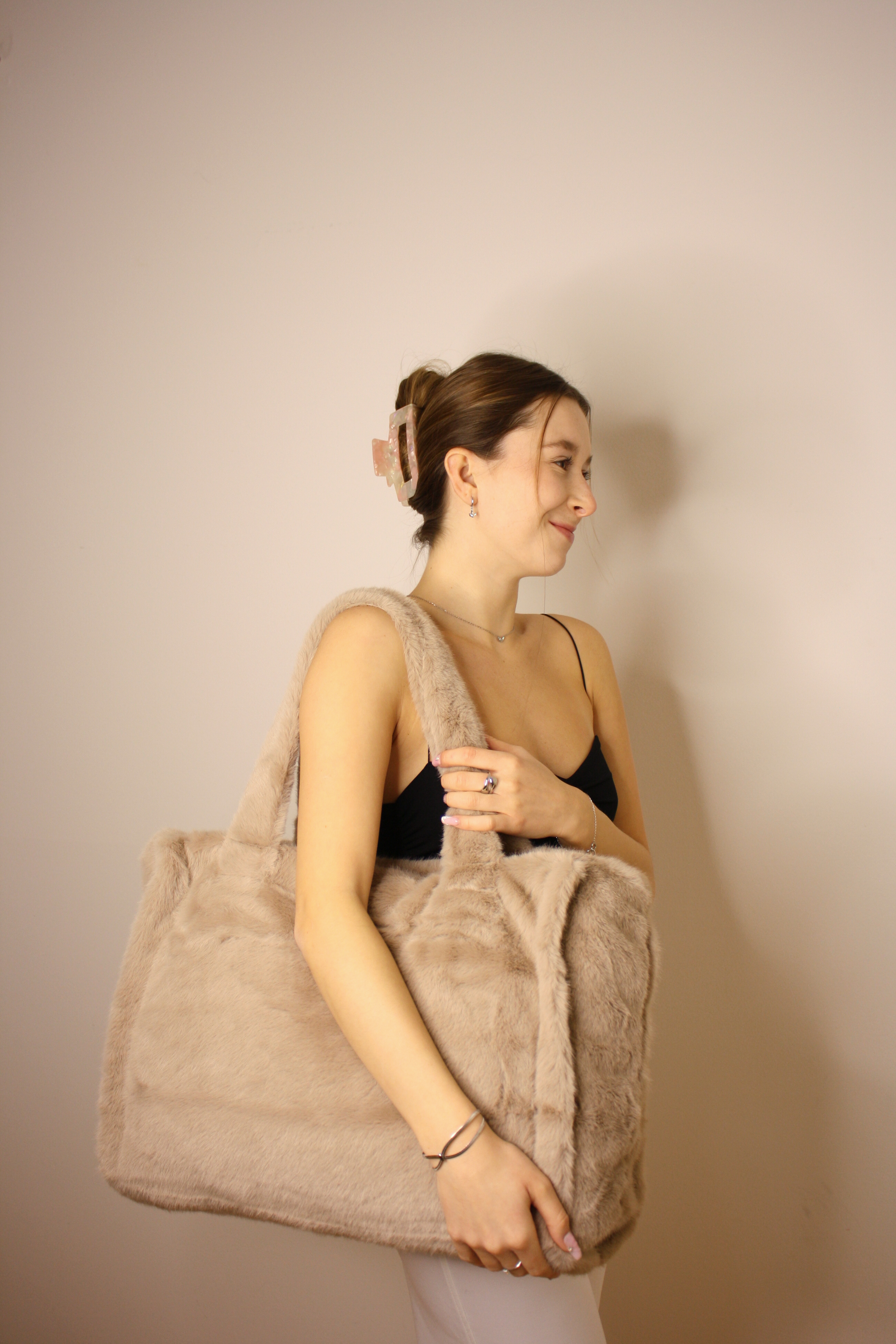 Nana Fluffy Bag | Taupe